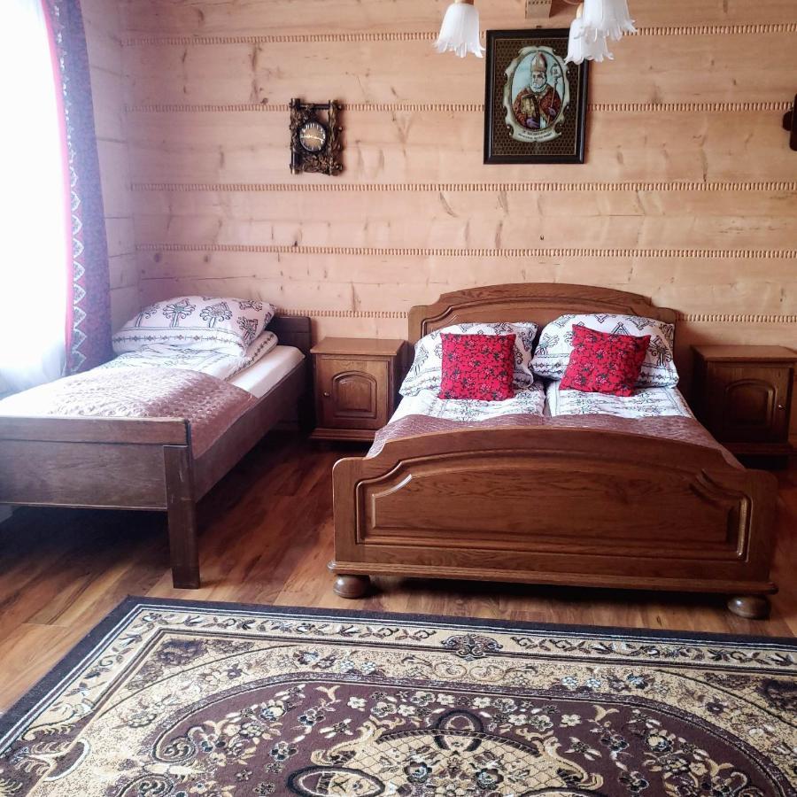 U Huraja Groń Dış mekan fotoğraf