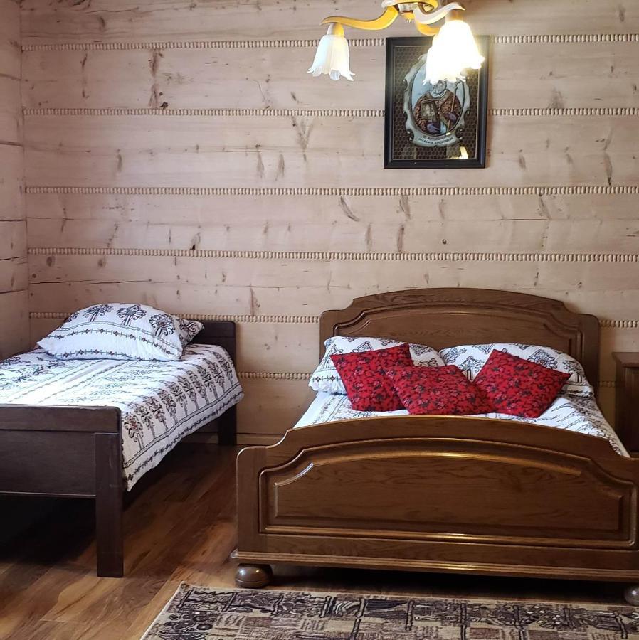 U Huraja Groń Dış mekan fotoğraf